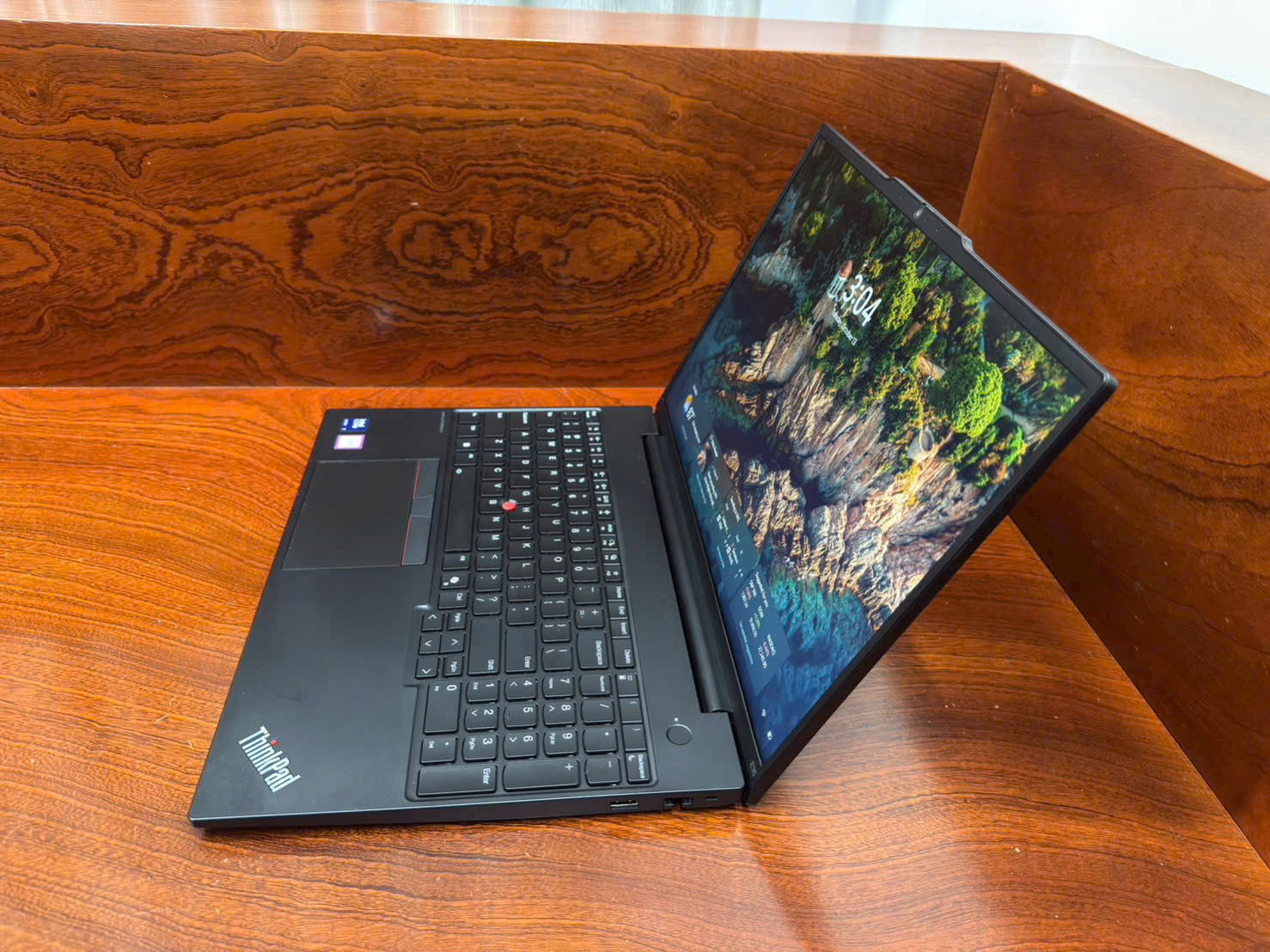 Laptop Lenovo ThinkPad E16 Gen 2 Core Ultra 7 155U Ram 16 GB SSD 512 GB Màn IPS 16 inch WUXGA (1920x1200)